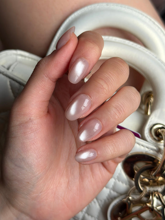 Catseye dusty pink cat eye press-on nails by Glowie by Her
