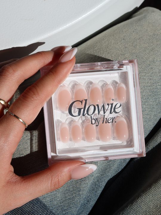 Ariana 3D gel French tip press-on nails by Glowie by Her