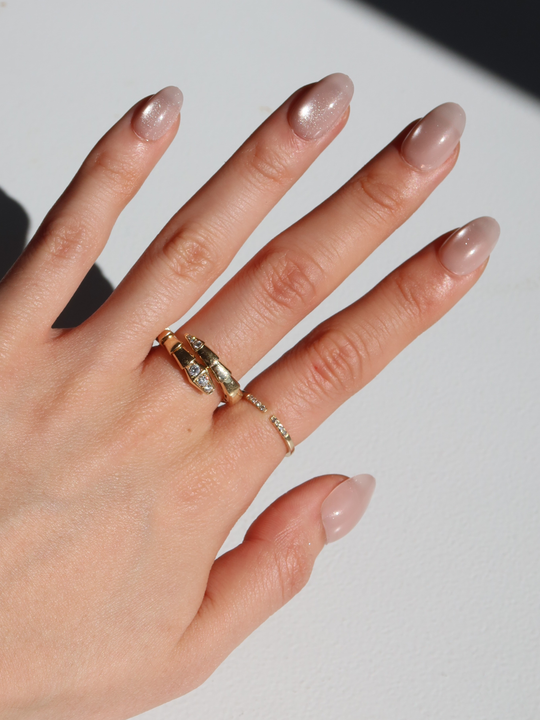 Catseye dusty pink cat eye press-on nails by Glowie by Her