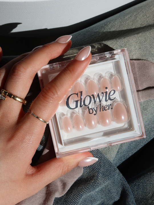 So Chic chrome French tip press-on nails by Glowie by Her